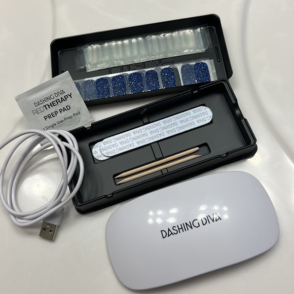 Dashing Diva Starter Kit, lamp, glaze nails - Picture 4 of 7